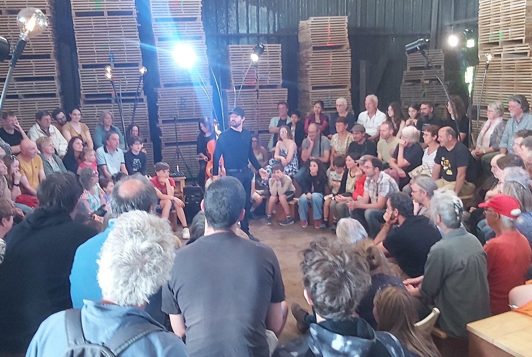 Habitants réunis pour un temps culturel et citoyen