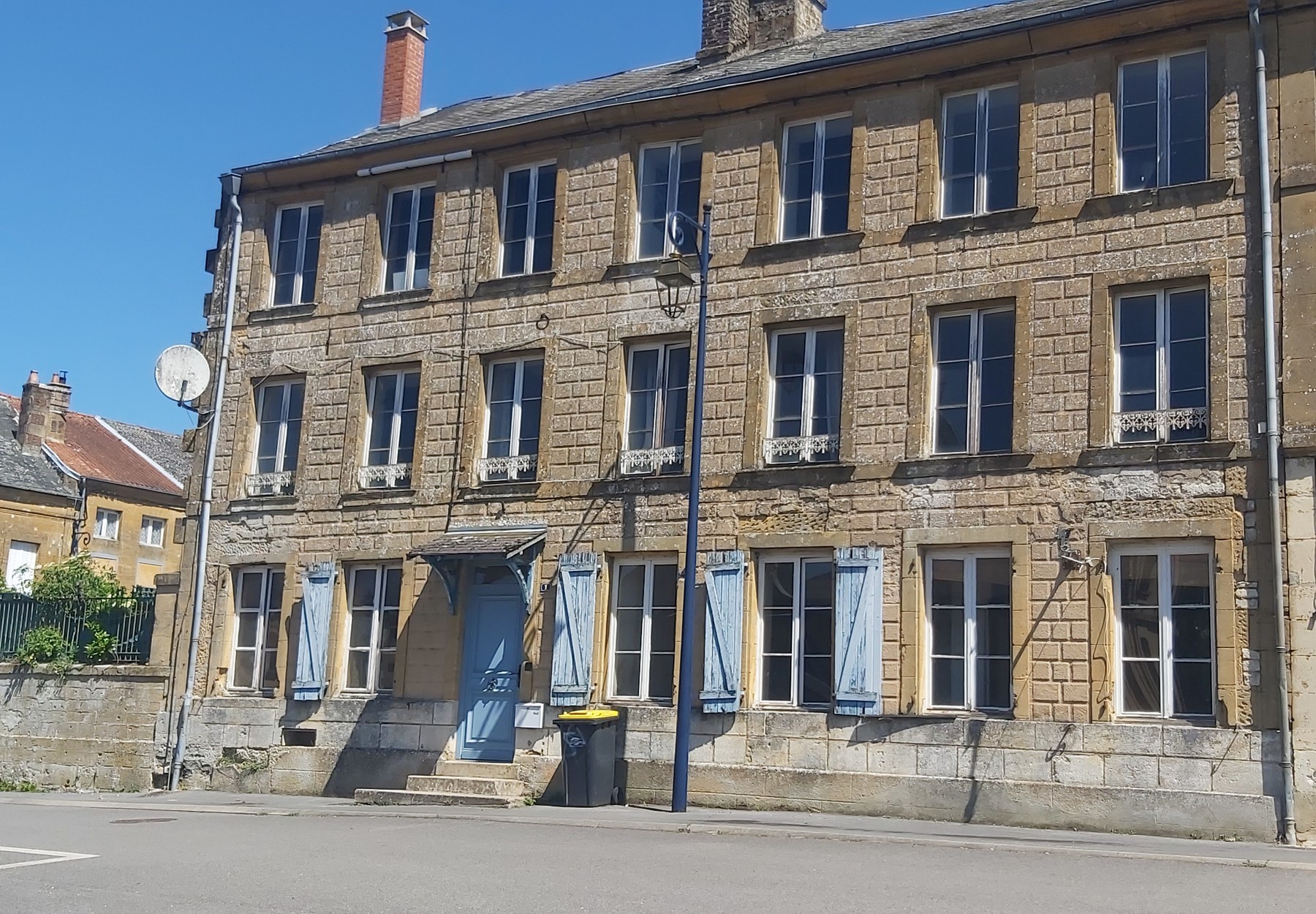 Le bâtiment de Vendresse